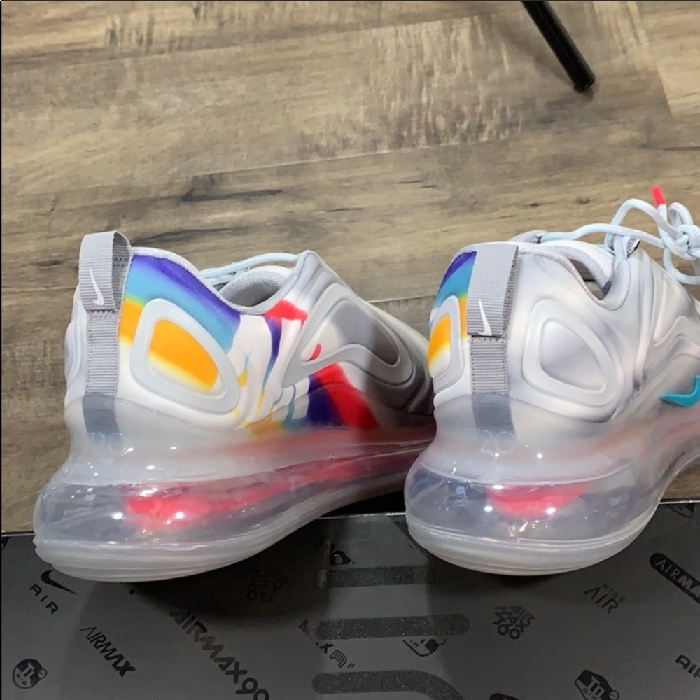 NIKE AIR MAX 720 Wolf Grey/Teal Nebula - Picture 3 of 16